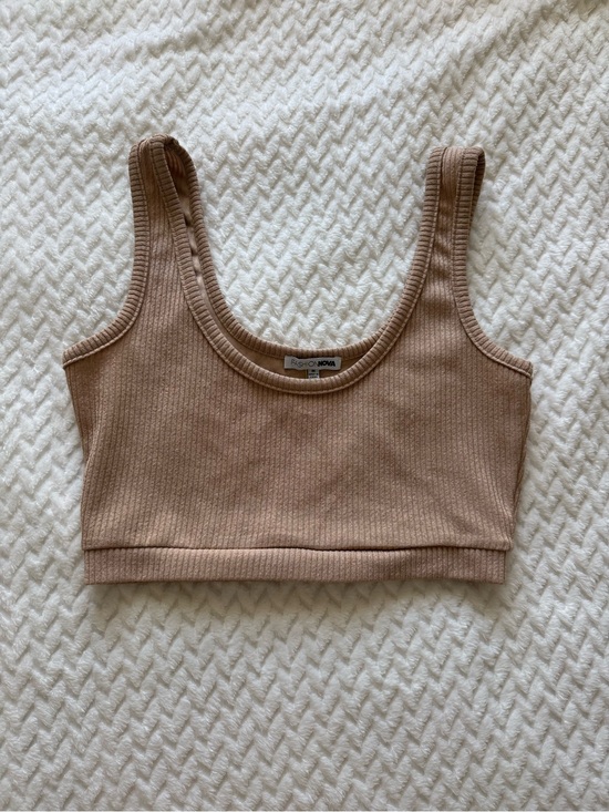 Fashion Nova Tops - Fashion Nova Ribbed Cropped Tank Top - Taupe